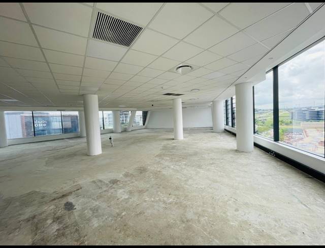 433M² OFFICE TO LET IN WATERFALL